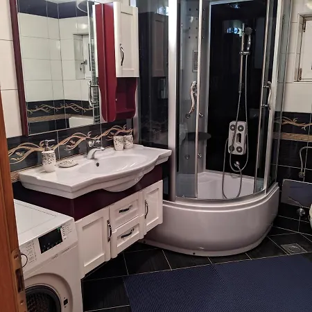 アパート Hrastik 2