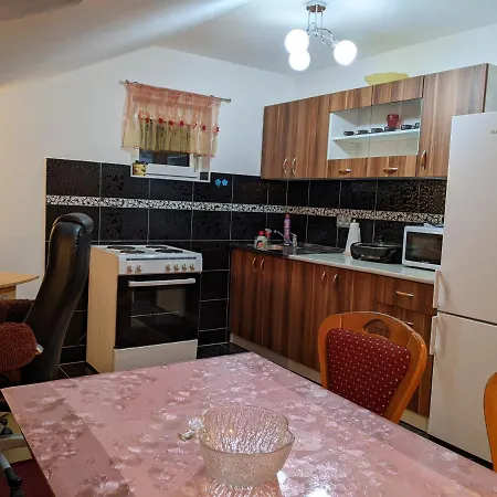 Hrastik Apartment