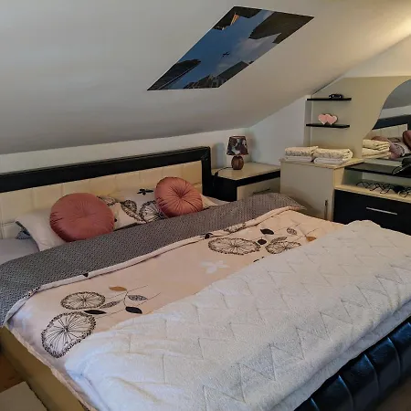 Hrastik Apartment
