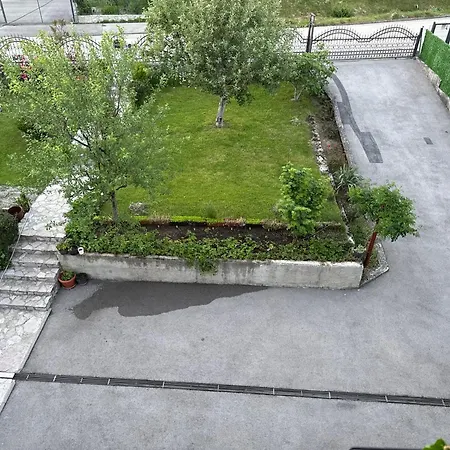 Appartamento Hrastik 2 *
